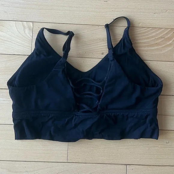 OFFLINE by Aerie True Black Real Me Lace Up Back Sports Bra - Picture 6 of 9